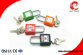중국 키입력된 ABS 재질 신체 &amp; 강철 족쇄 안전 잠금 패드 록은 다르거나, 똑같이 마스터 키 안전성으로 맹꽁이 자물쇠로 잠급니다 협력 업체