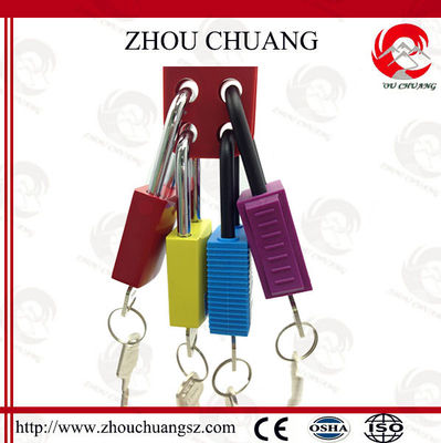 1.5 &quot; 지름 턱과 ZC-K22 OEM PE 코팅강  잠금 걸쇠 협력 업체